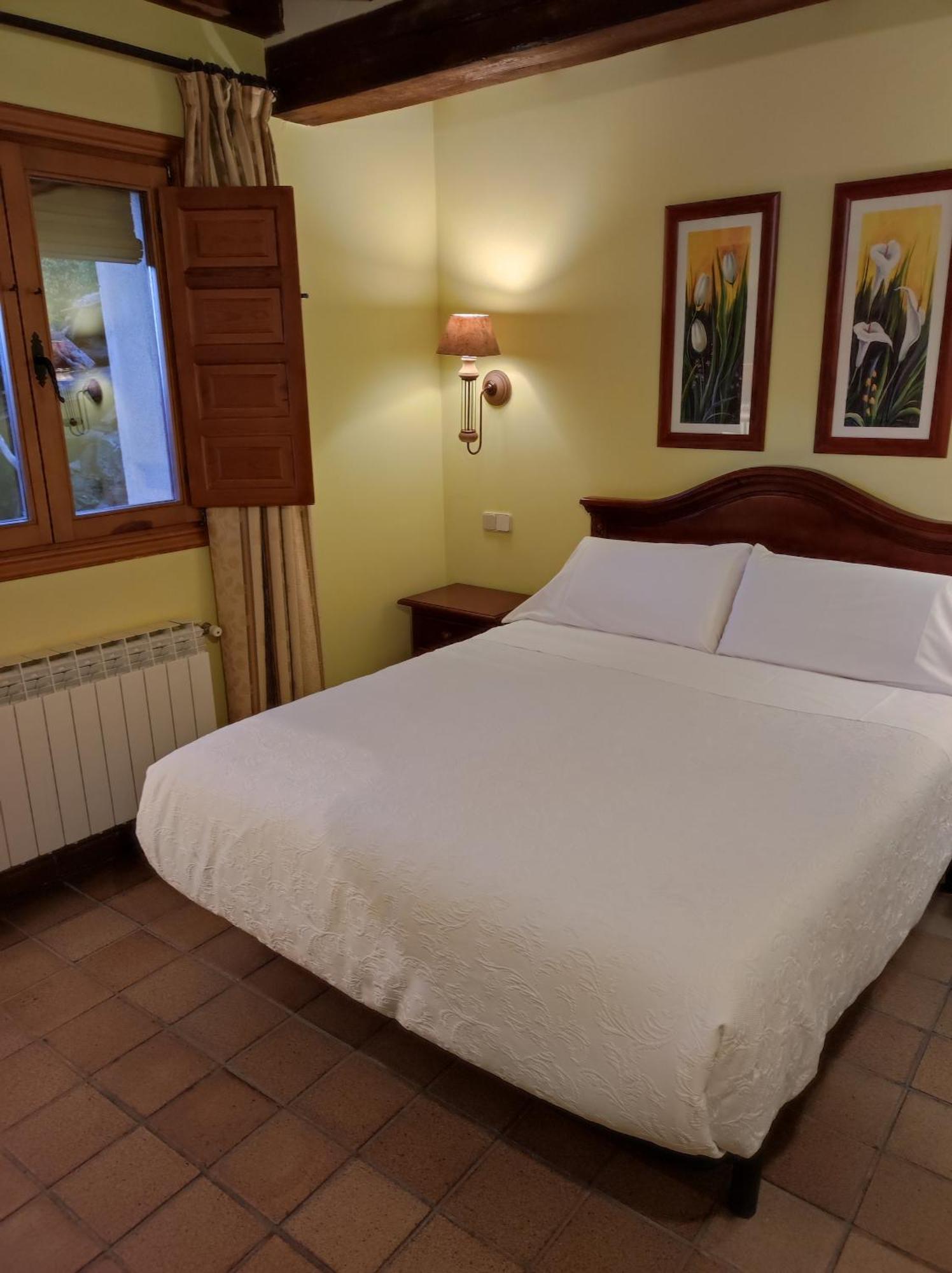 Hostal Posada La Panadera سيبولْفيذا المظهر الخارجي الصورة