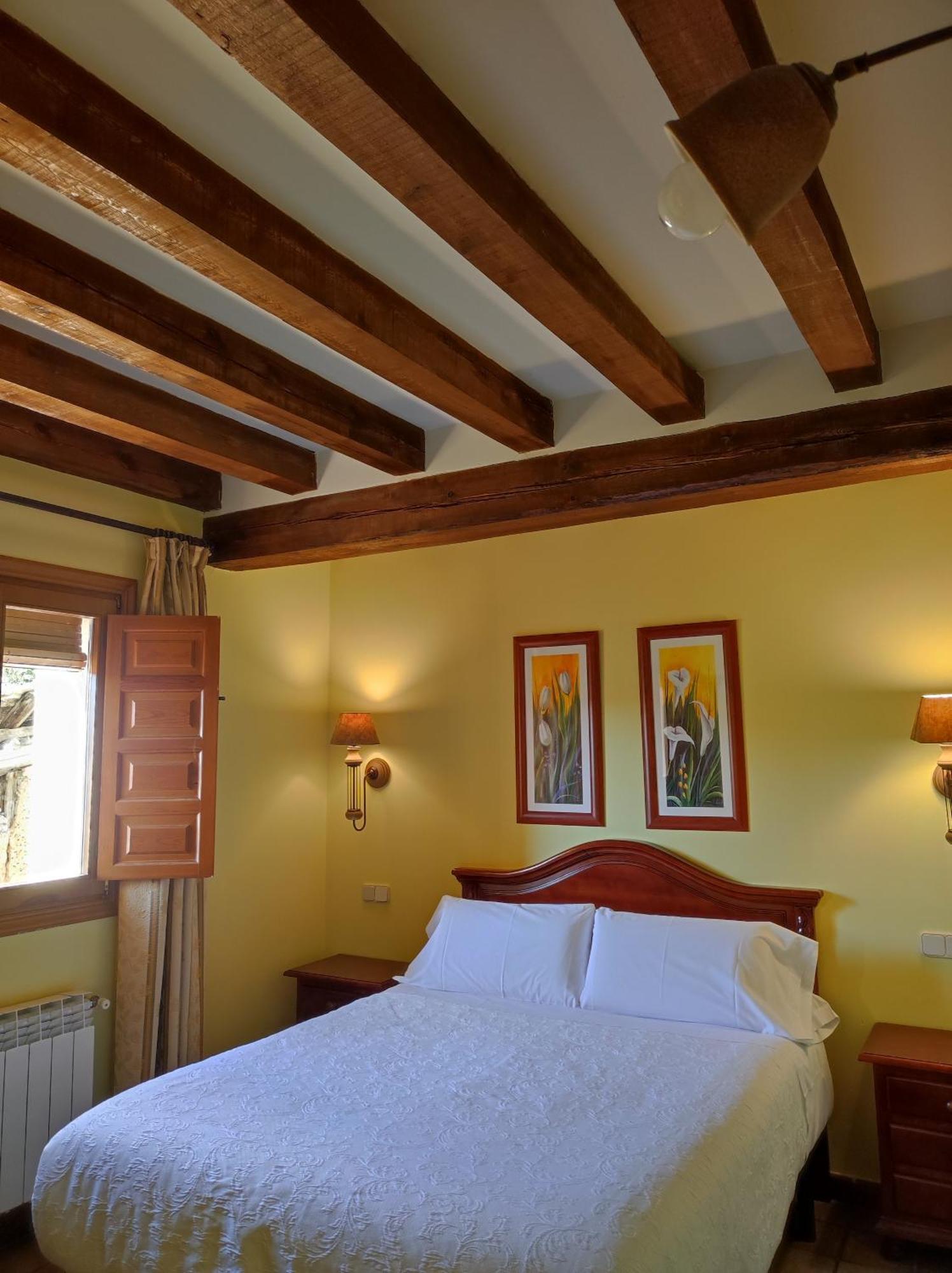 Hostal Posada La Panadera سيبولْفيذا المظهر الخارجي الصورة