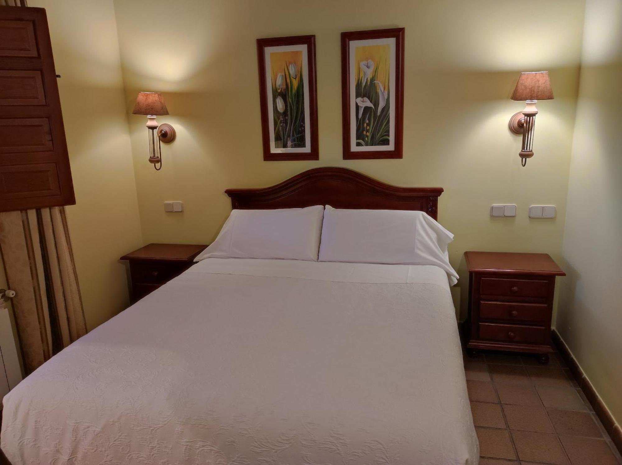 Hostal Posada La Panadera سيبولْفيذا المظهر الخارجي الصورة