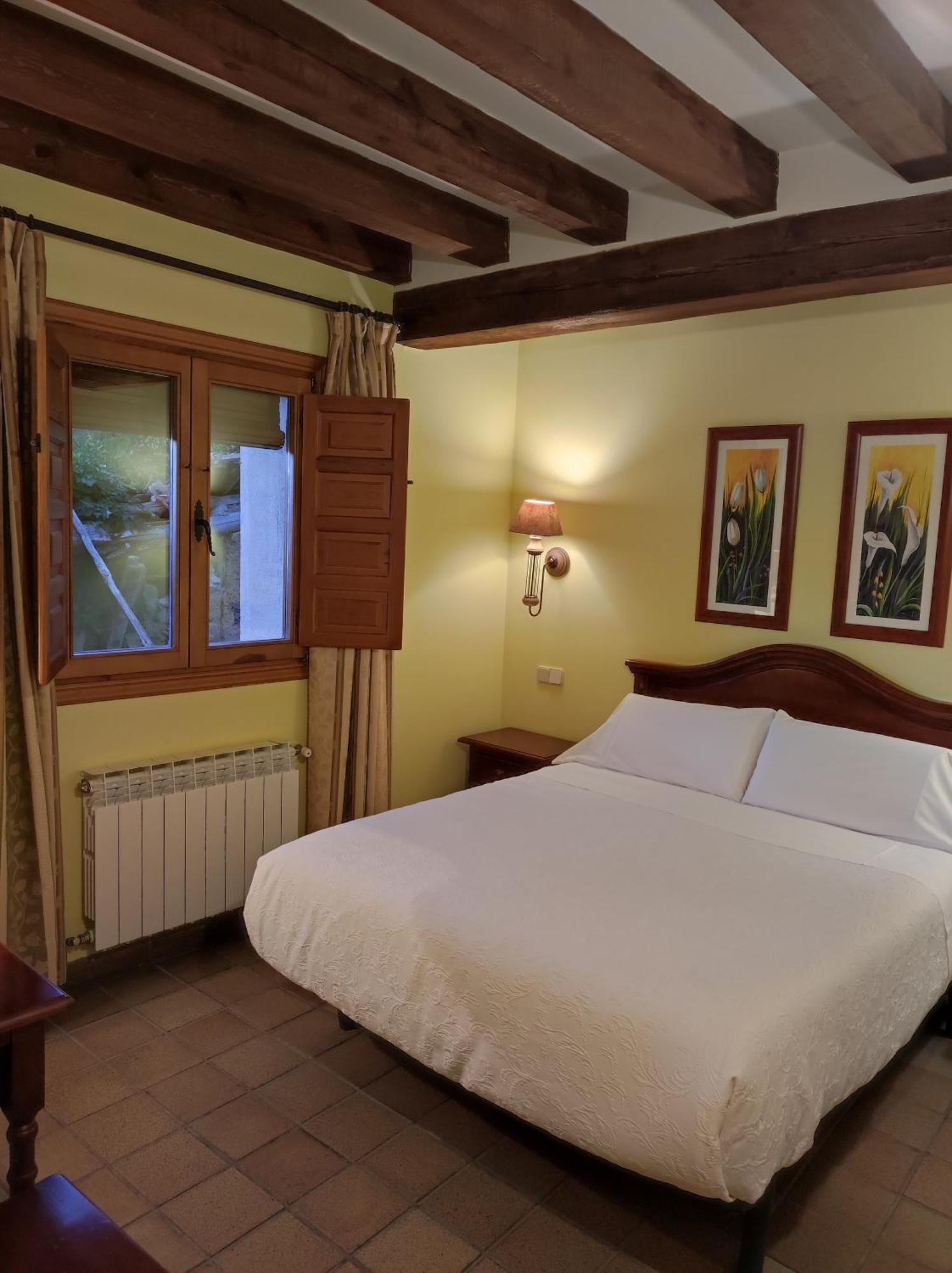 Hostal Posada La Panadera سيبولْفيذا المظهر الخارجي الصورة
