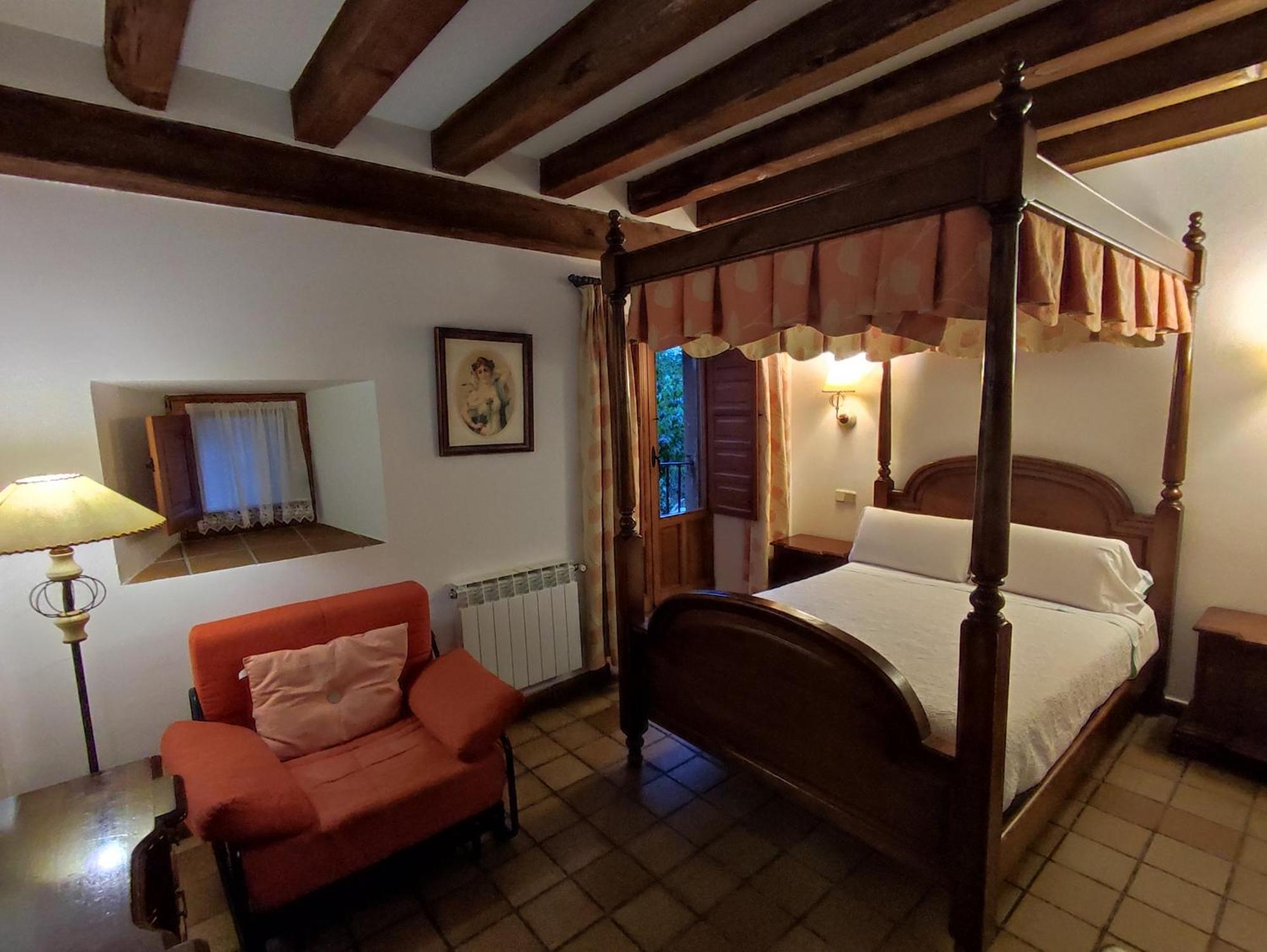 Hostal Posada La Panadera سيبولْفيذا المظهر الخارجي الصورة